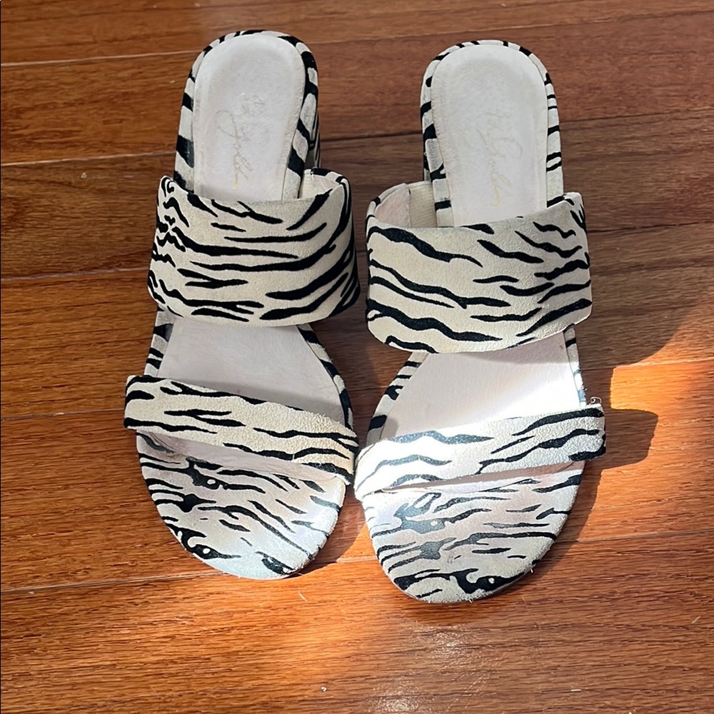 Black and White Zebra Pattern Sandals